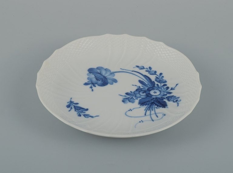 Two Royal Copenhagen Blue Flower curved, a low stand and a dish. - 4