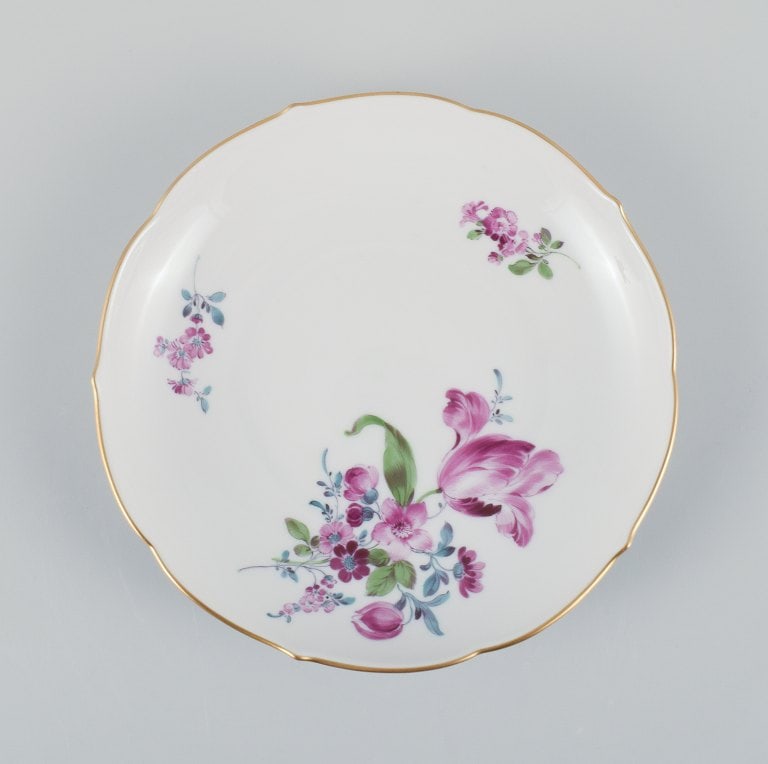 Six antique Meissen plates, hand painted with polychrome flowers and gold edge. - 6