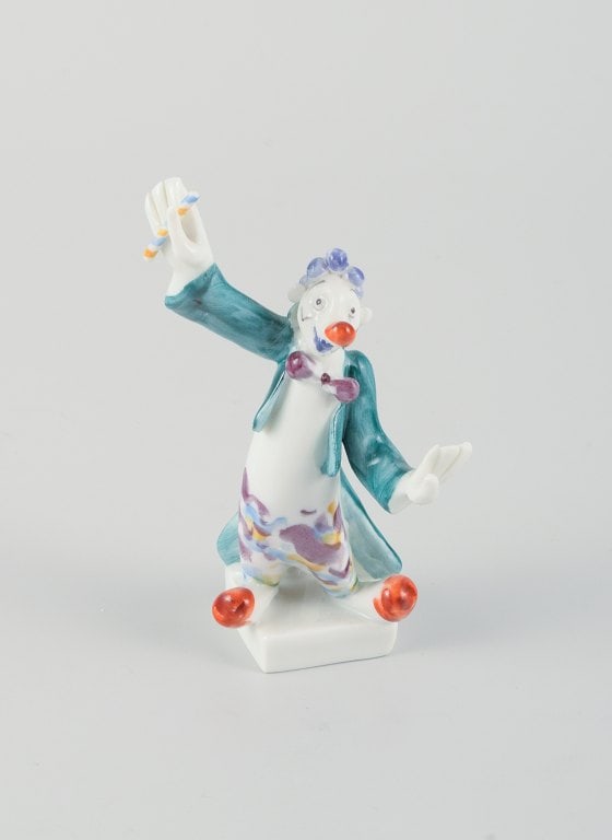 Peter Strang (b.1936) for Meissen. Figure in hand-painted porcelain. Conductor from the clown - 4