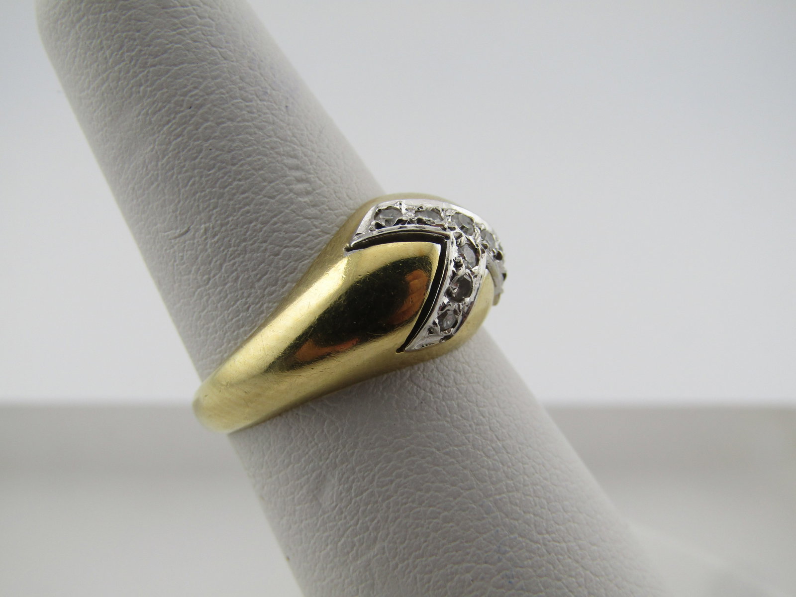 Vintage 18kt Multi-Diamond Domed Ring, Sz. 6, 1960'S-1980'S - 3
