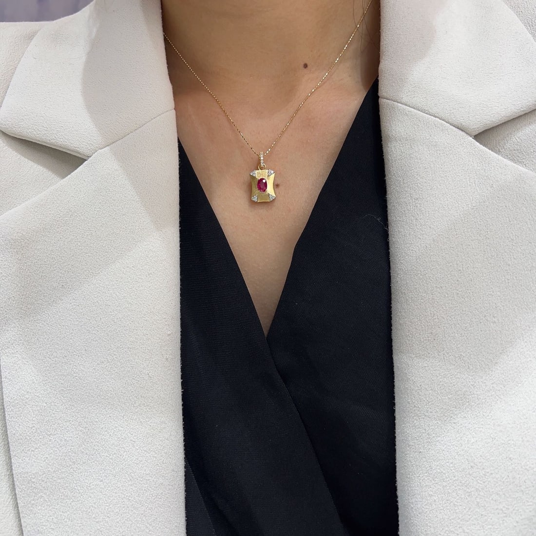 14K GOLD 0.72 CTW VIVID RED NATURAL RUBY and DIAMOND PENDANT - 5