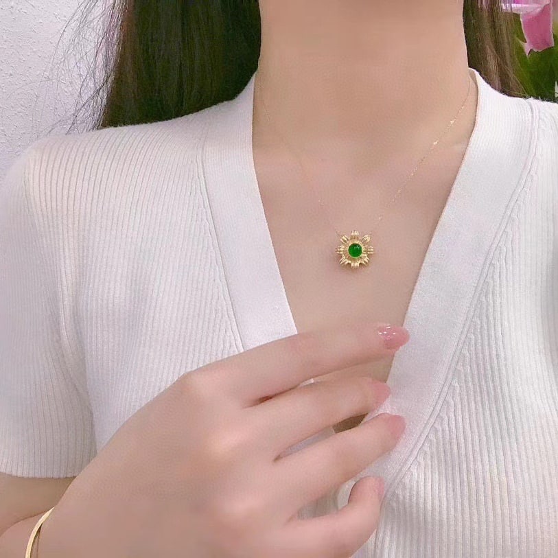 14K GOLD 1.25 CT VIVID GREEN NATURAL EMERALD NECKLACE - 2