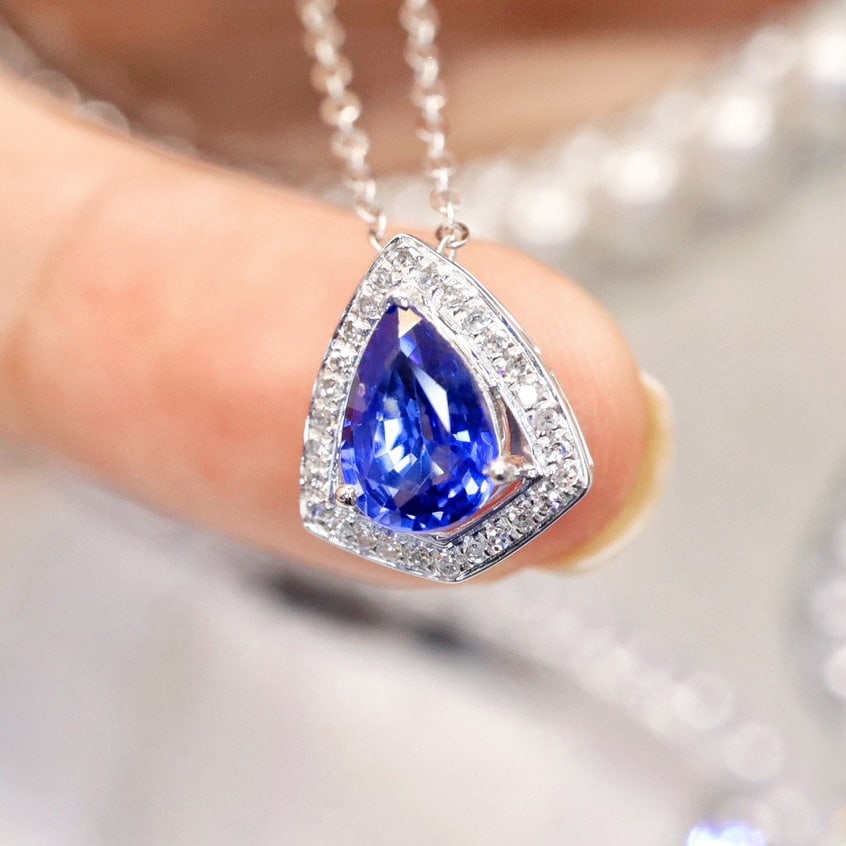 14K GOLD 0.96 CTW NATURAL SAPPHIRE and DIAMOND NECKLACE - 3