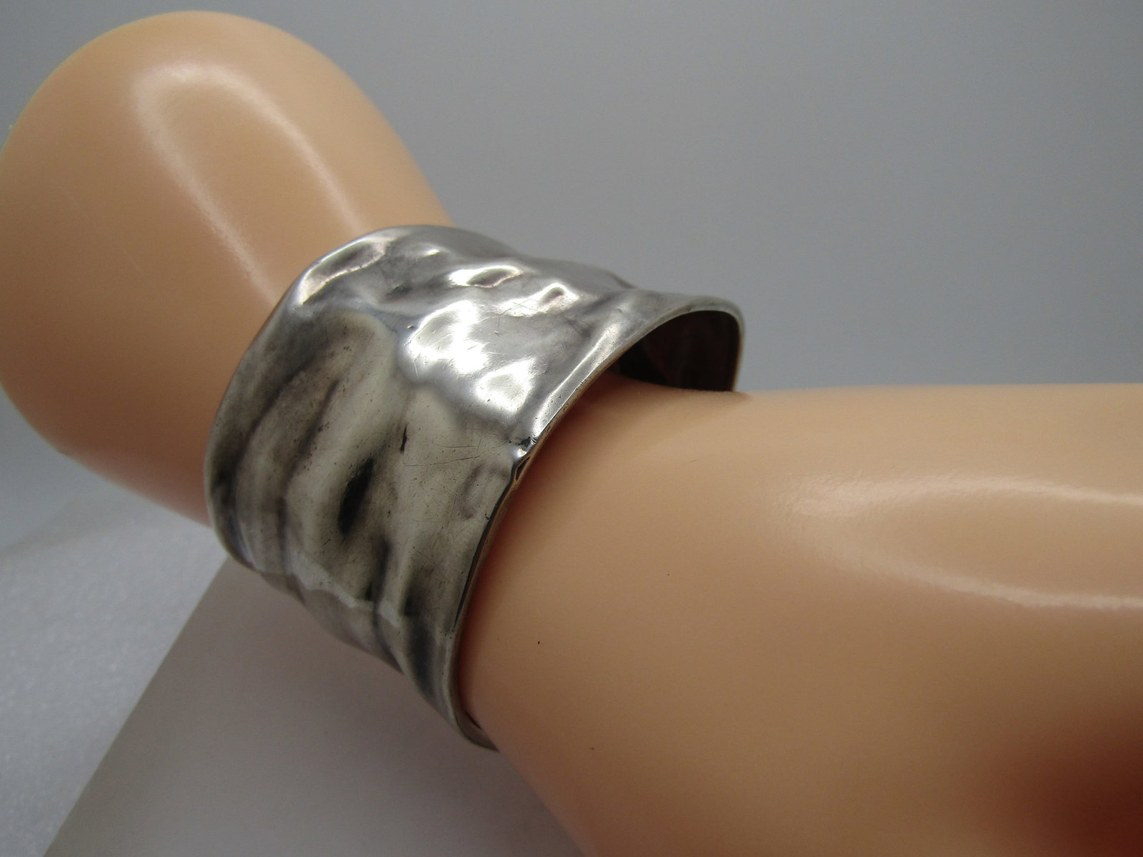 Vintage Sterling and Brass Modernist/Brutalist Cuff Bracelet - 2
