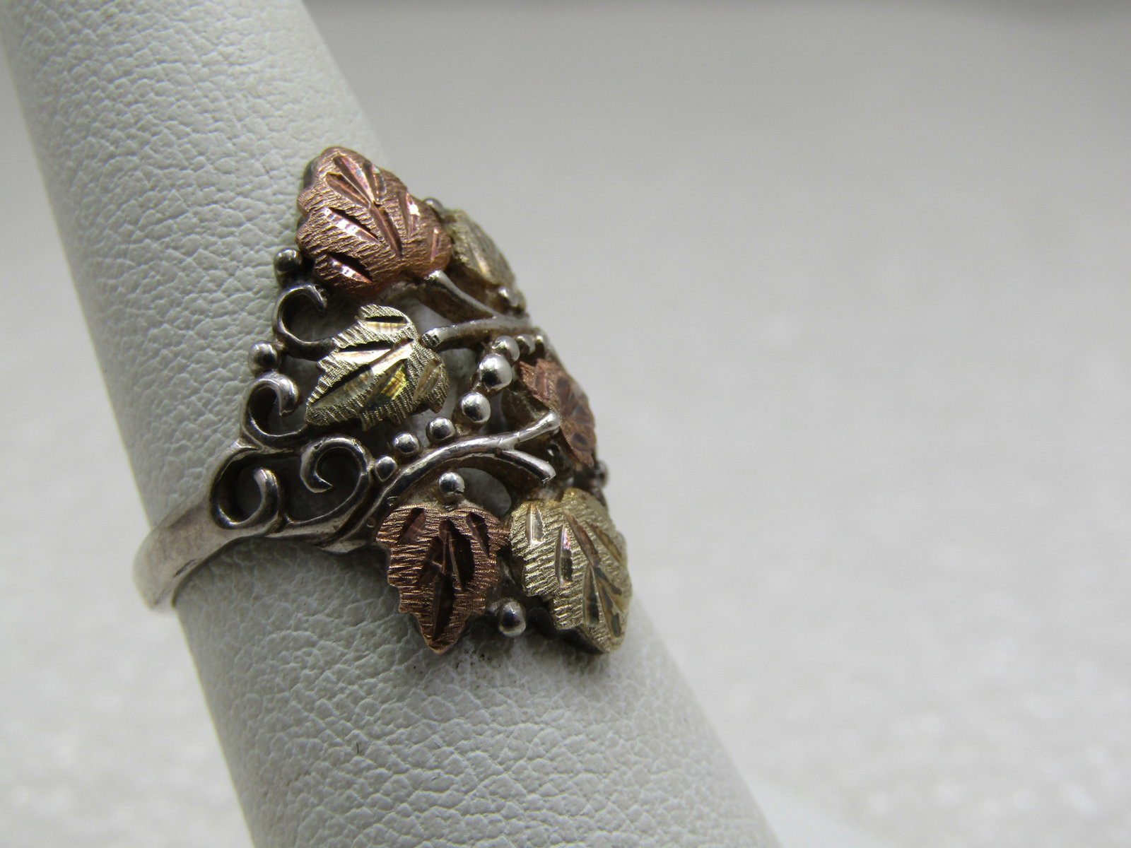 Vintage 10kt and Sterling Black Hills Gold Ring, Sz. 6 - 2