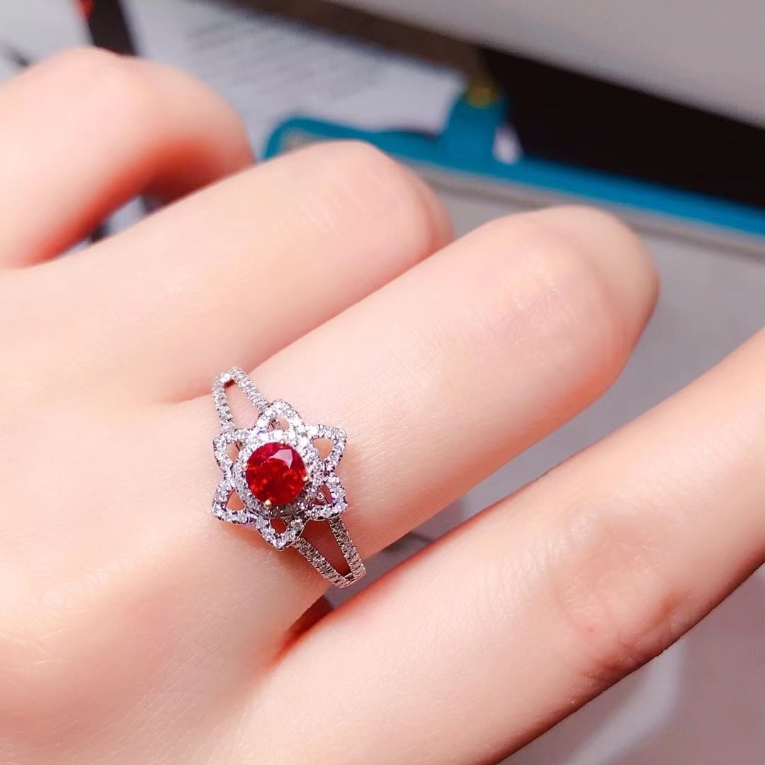 14K GOLD 0.95 CTW NATURAL RUBY and DIAMOND RING - 2