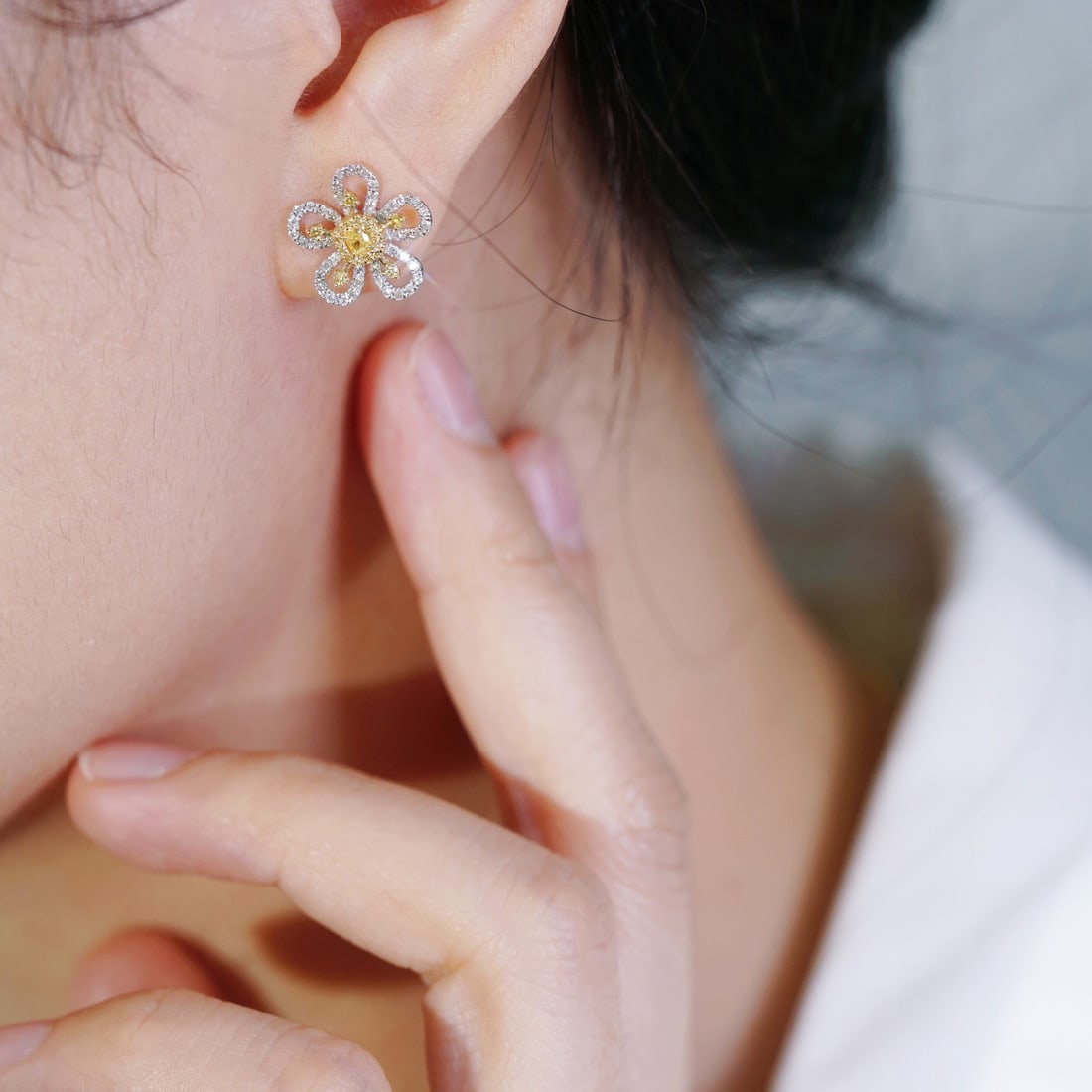 14K GOLD 0.60 CTW NATURAL YELLOW DIAMOND and DIAMOND EARRINGS - 3