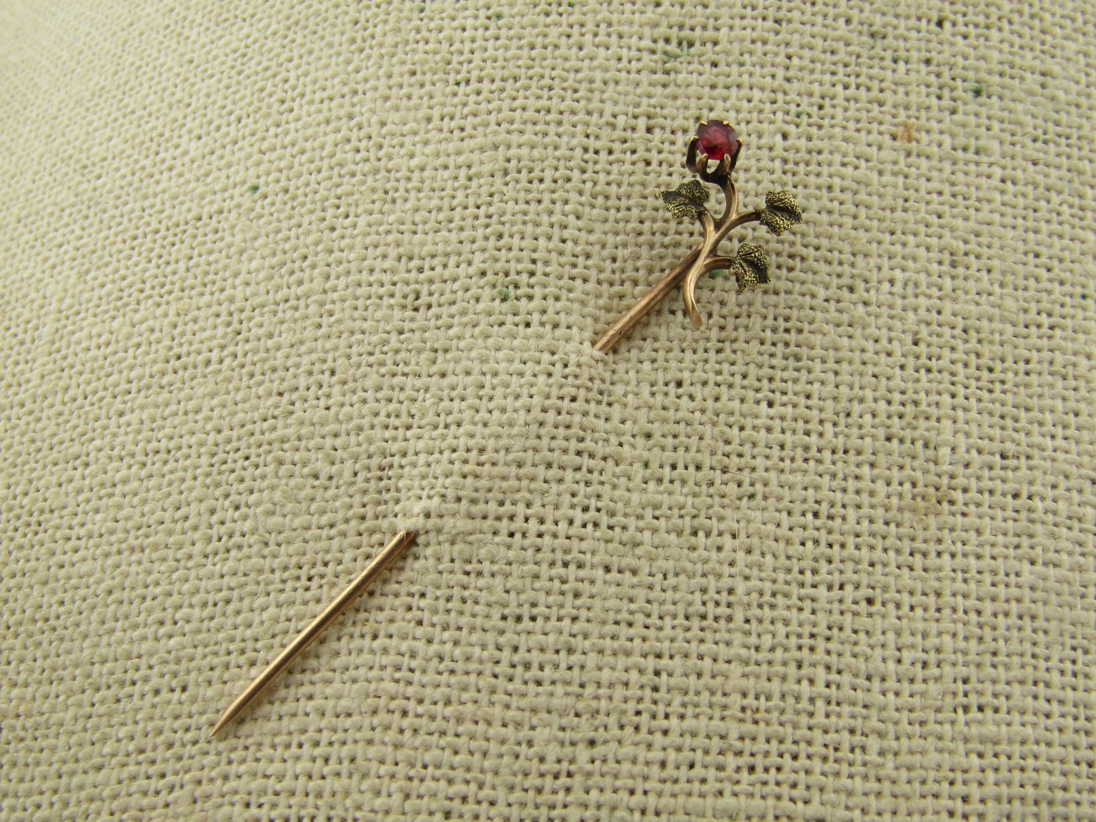 Antique 10kt Garnet Floral Stem Stick Pin, Early 1900's - 4