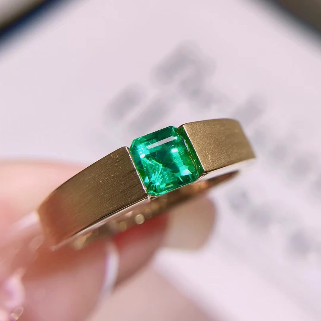 14K GOLD 0.6 CT VIVID GREEN NATURAL EMERALD RING - 2
