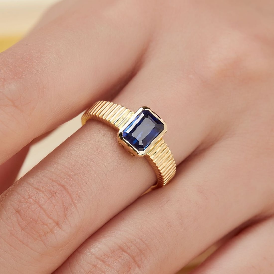 14K GOLD 1.55 CT NATURAL SAPPHIRE RING - 2