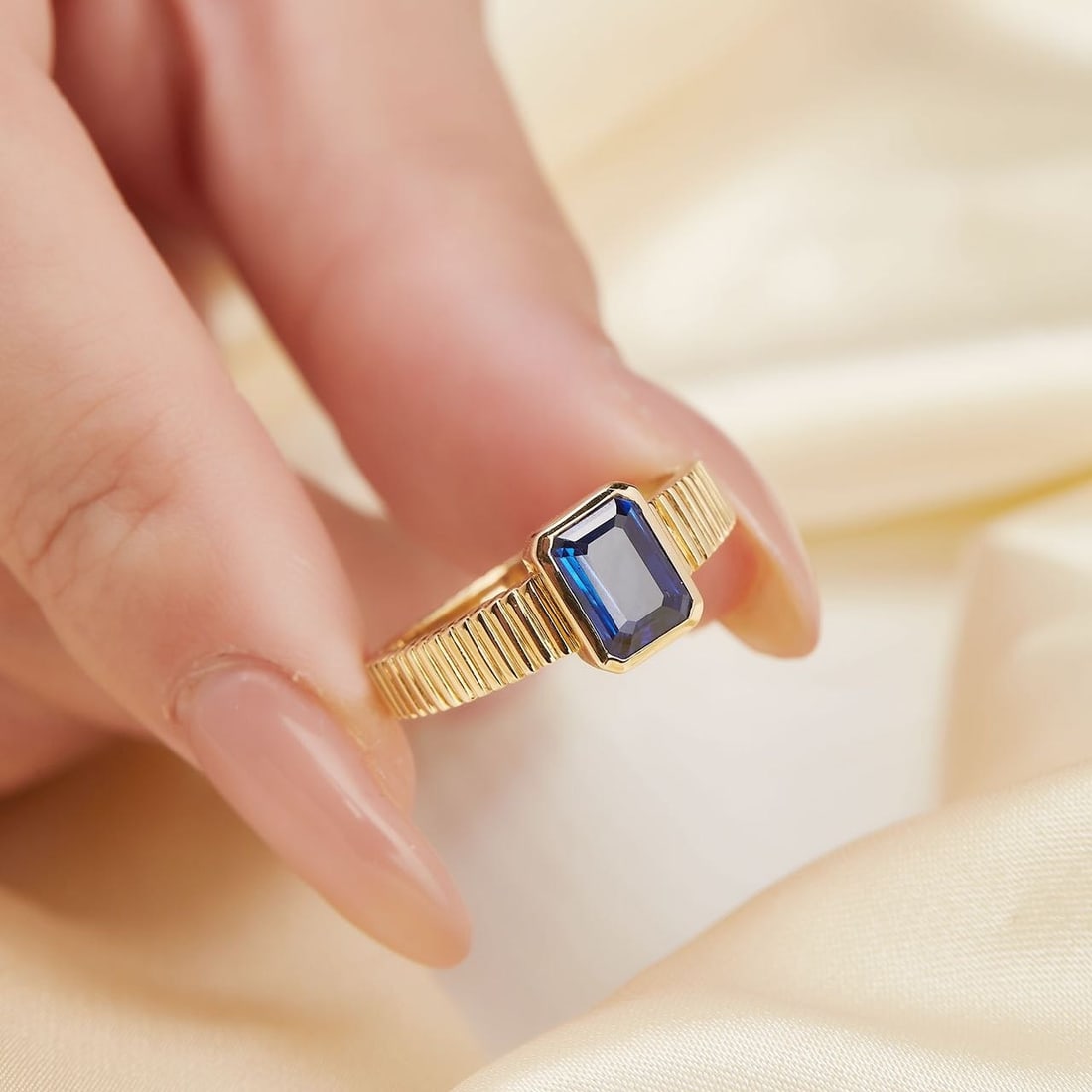 14K GOLD 1.55 CT NATURAL SAPPHIRE RING - 3