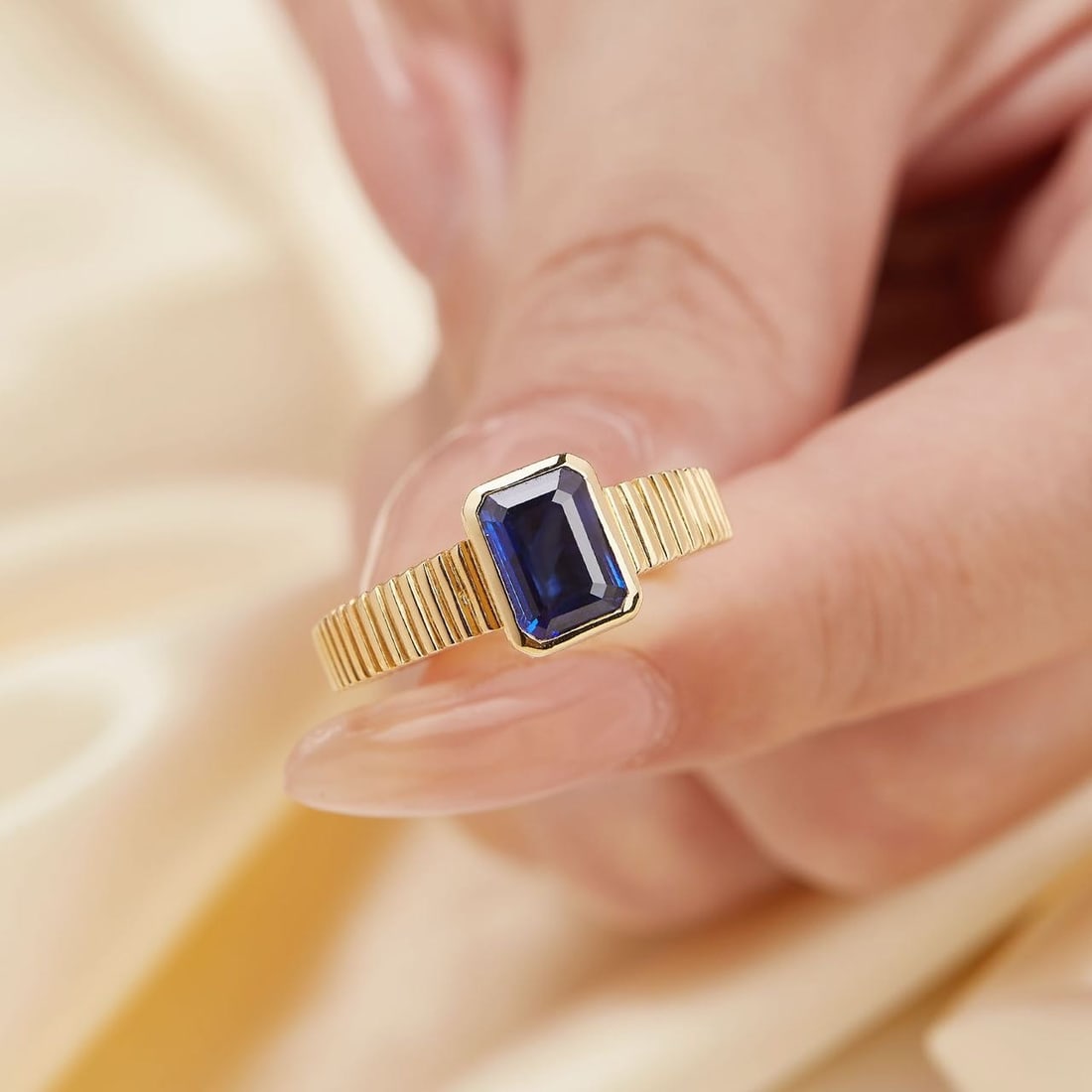 14K GOLD 1.55 CT NATURAL SAPPHIRE RING - 6