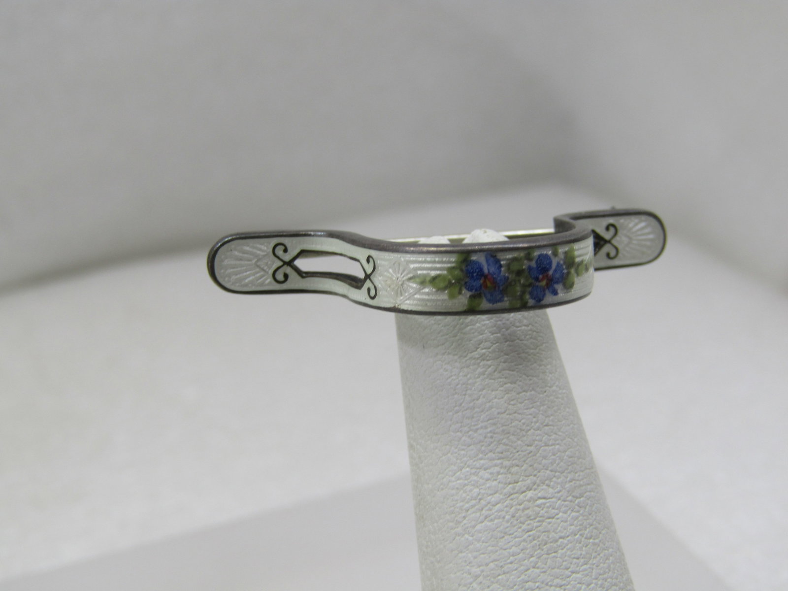 Victorian Sterling Guilloche Curved Floral Holder Brooch/Tussie Mussie - 3