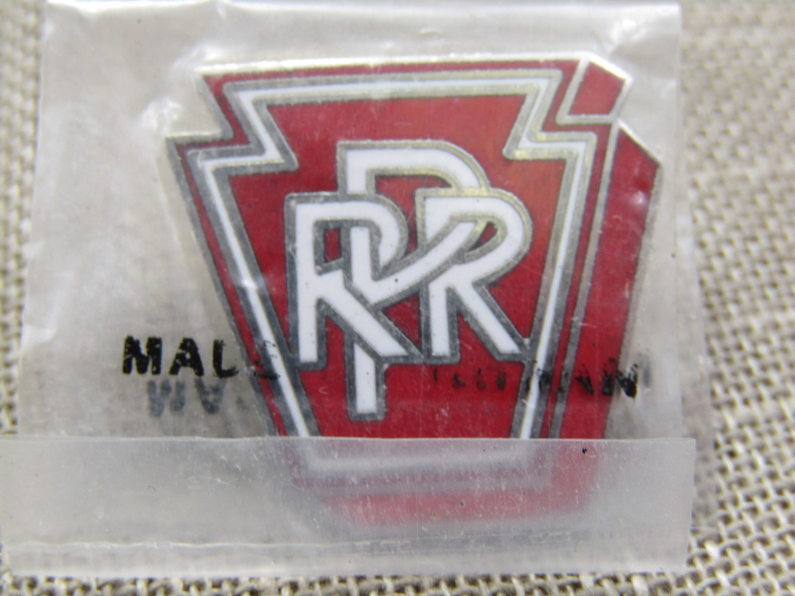 Enameled Pennsylvania Rairroad Tack Pin - 4