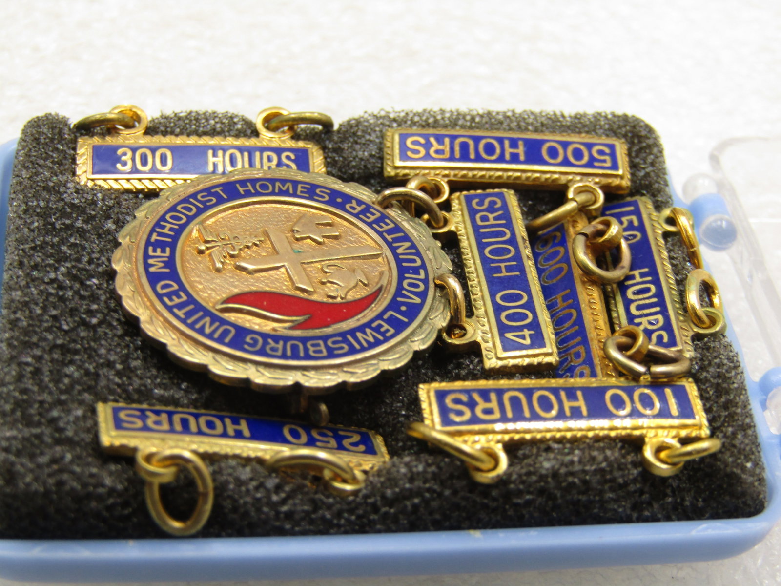 Vintage Lewisburg United Methodist Volunteer Service Pins - 3