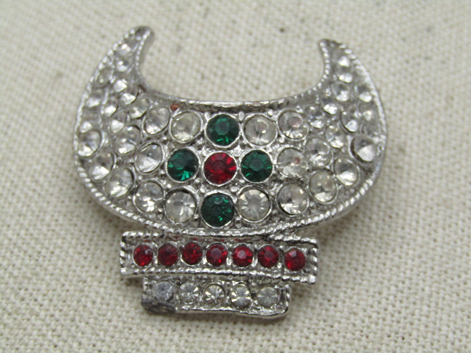 Vintage Shriner's Fez Crescent Rhinestone Brooch. 1960's-1970's (1 of 5)