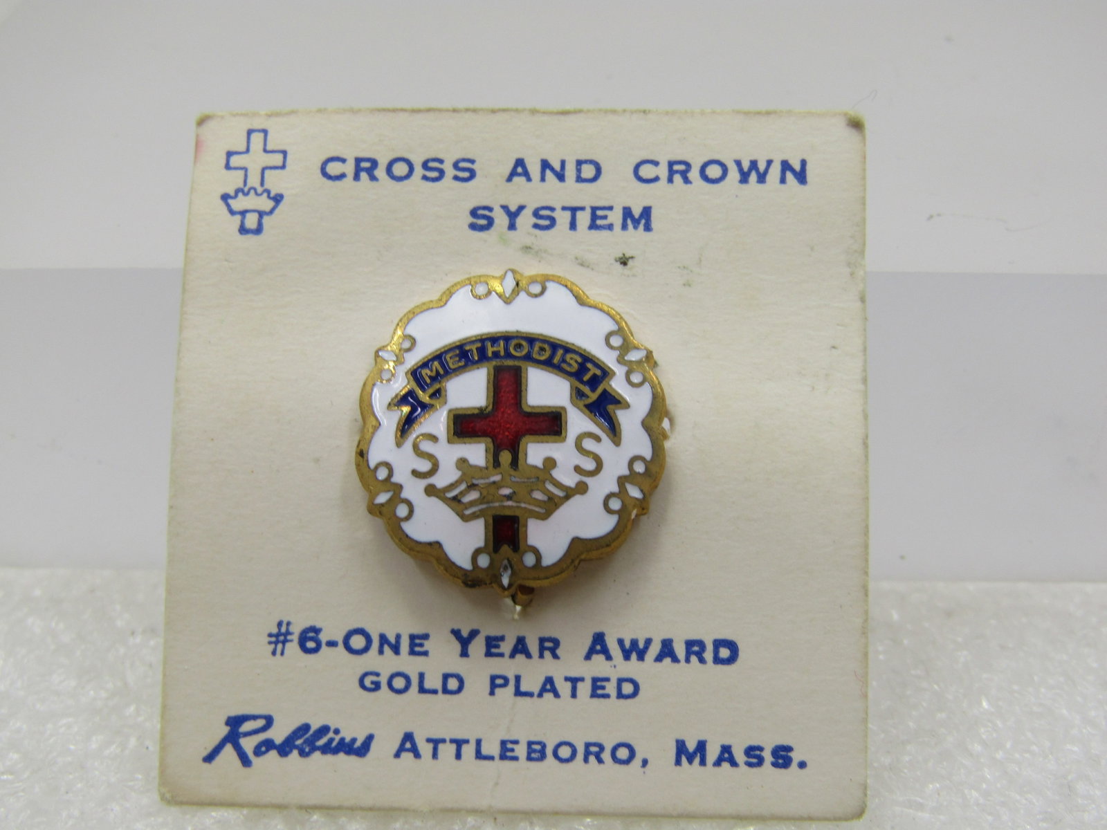 Vintage Cross & Crown Enameled 1 Year Methodist Award Brooch, On Card, Mid-Century - 4
