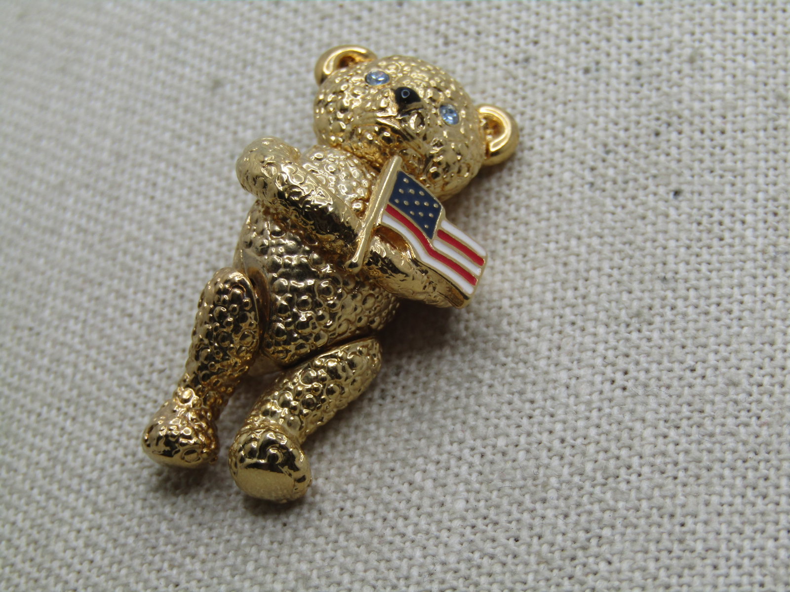 Vintage Napier Jointed Bear Brooch with U.S.A. Flag, 1980's - 3