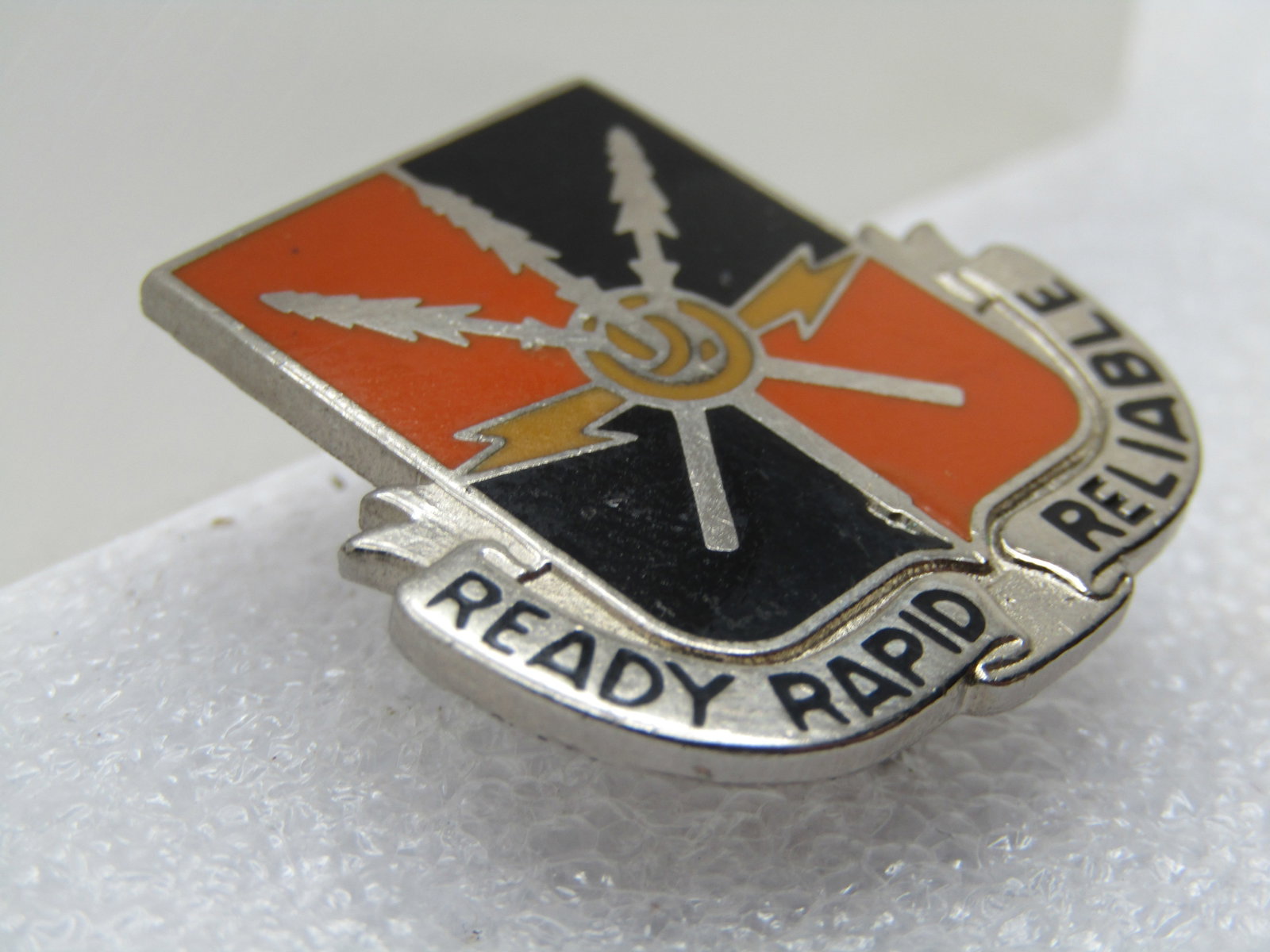 Vintage Enameled Ready, Rapid, Reliable Tack Pin,US. Arm 442nd Batallion Crest - 2