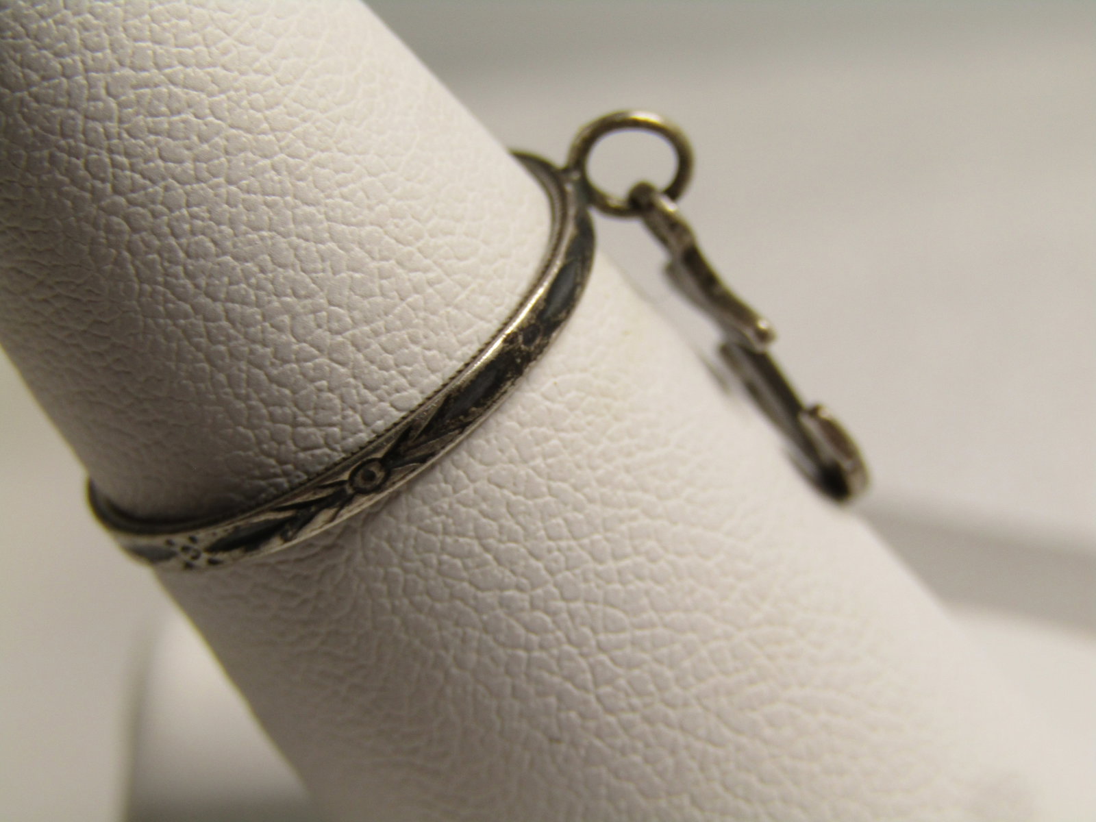 Vintage Sterling Silver Dangling Anchor Ring, Sz. 7, 1940's, Sweetheart Navy. - 2