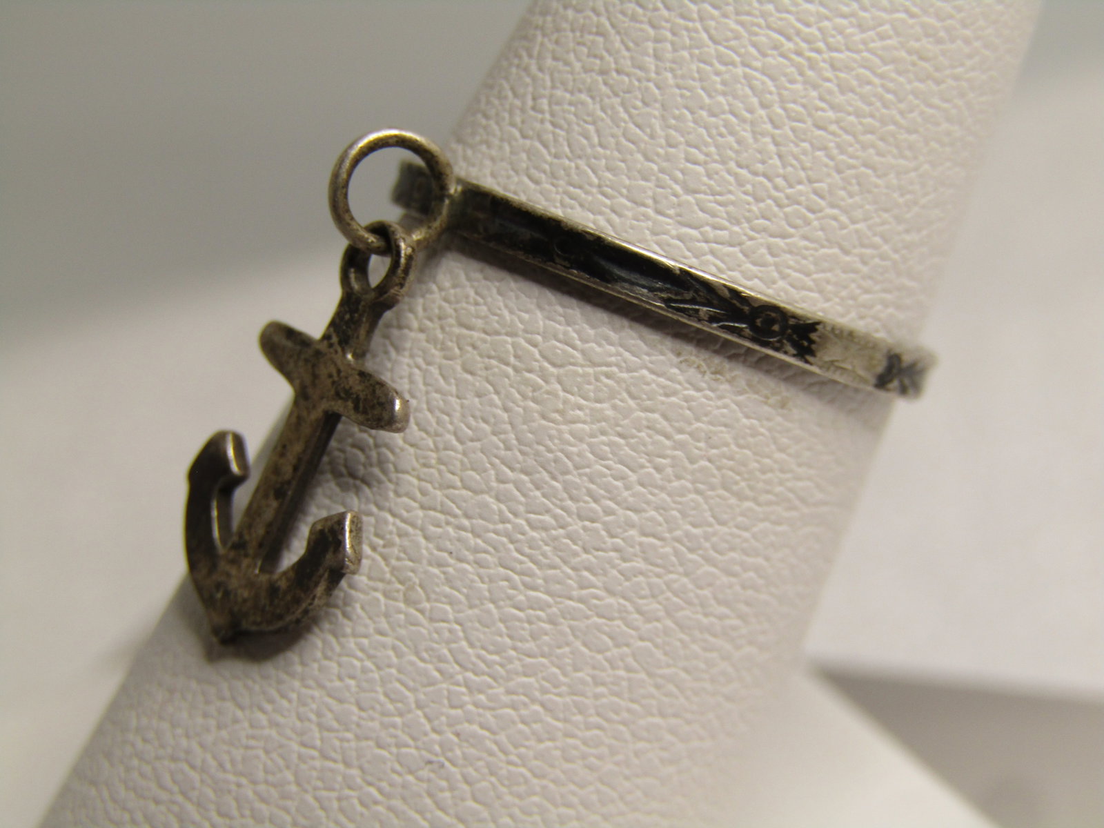 Vintage Sterling Silver Dangling Anchor Ring, Sz. 7, 1940's, Sweetheart Navy. - 3
