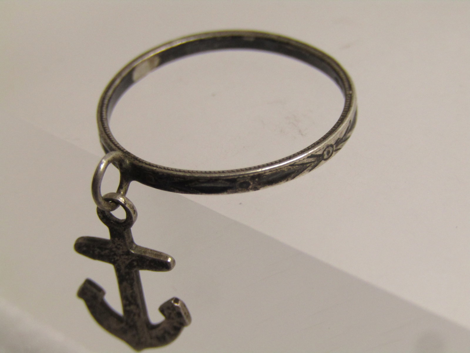 Vintage Sterling Silver Dangling Anchor Ring, Sz. 7, 1940's, Sweetheart Navy. - 7