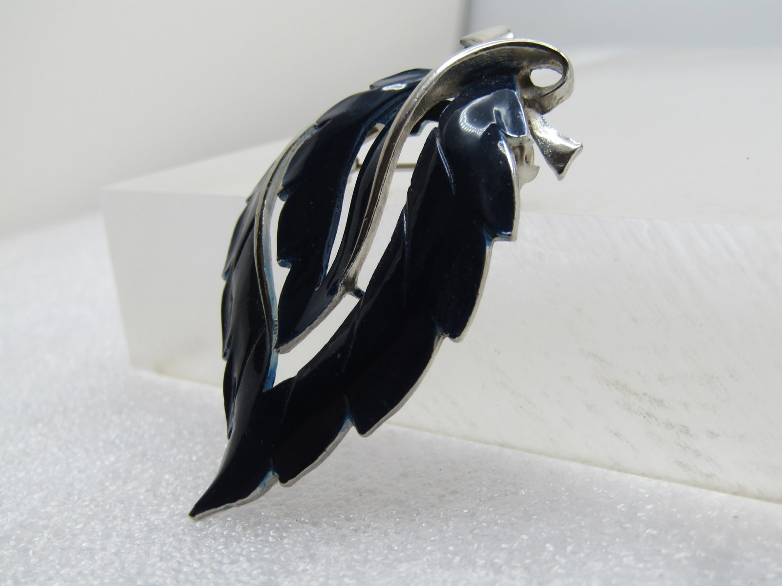 Vintage Dark Navy Leaf Brooch, 1960's-1970's - 2
