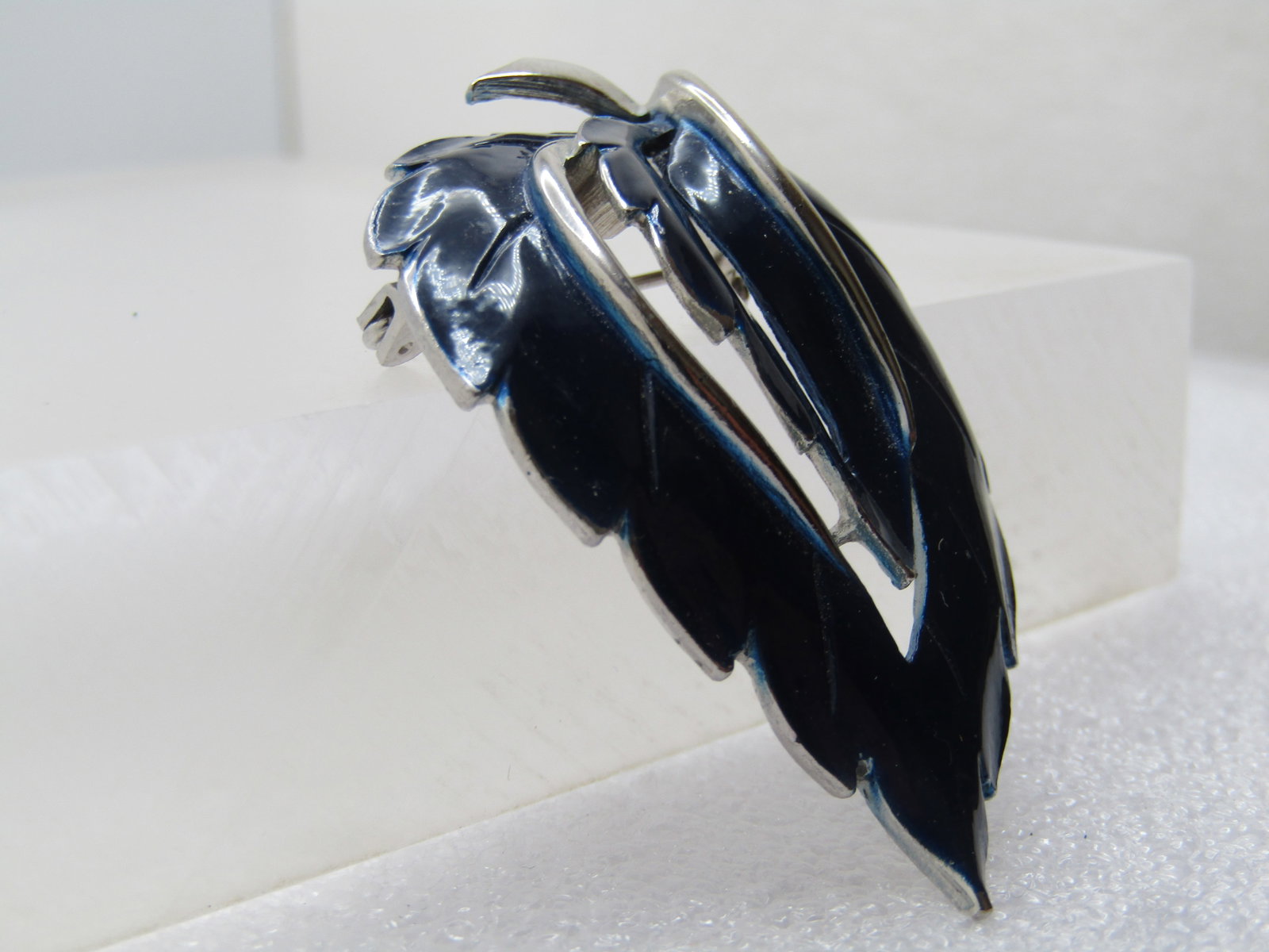 Vintage Dark Navy Leaf Brooch, 1960's-1970's - 3