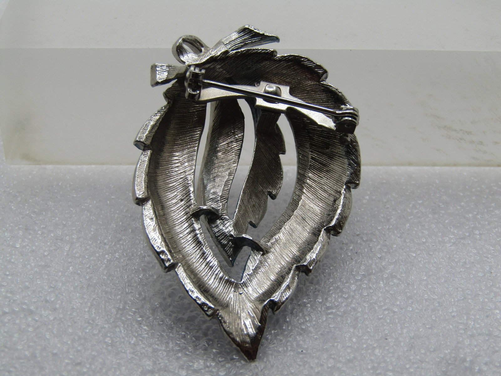 Vintage Dark Navy Leaf Brooch, 1960's-1970's - 4