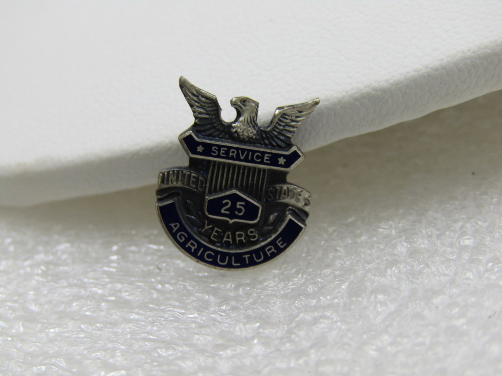 Vintage Sterling Enameled U.S. 25 Yr. Agriculture Service Pin, Signed Antaya - 3