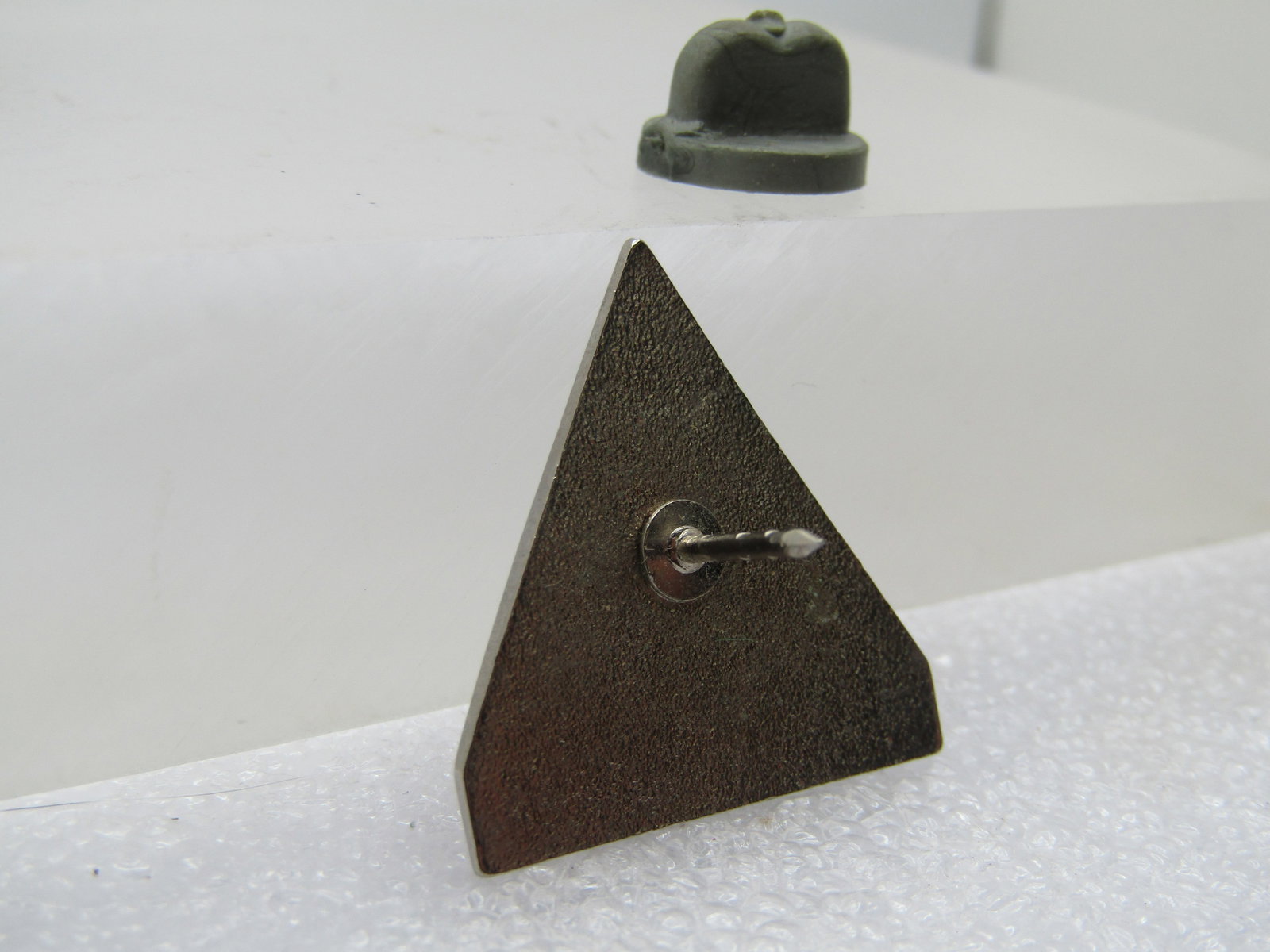 3rd Army Armor Division Spearhead Hat Pin, Enameled - 5