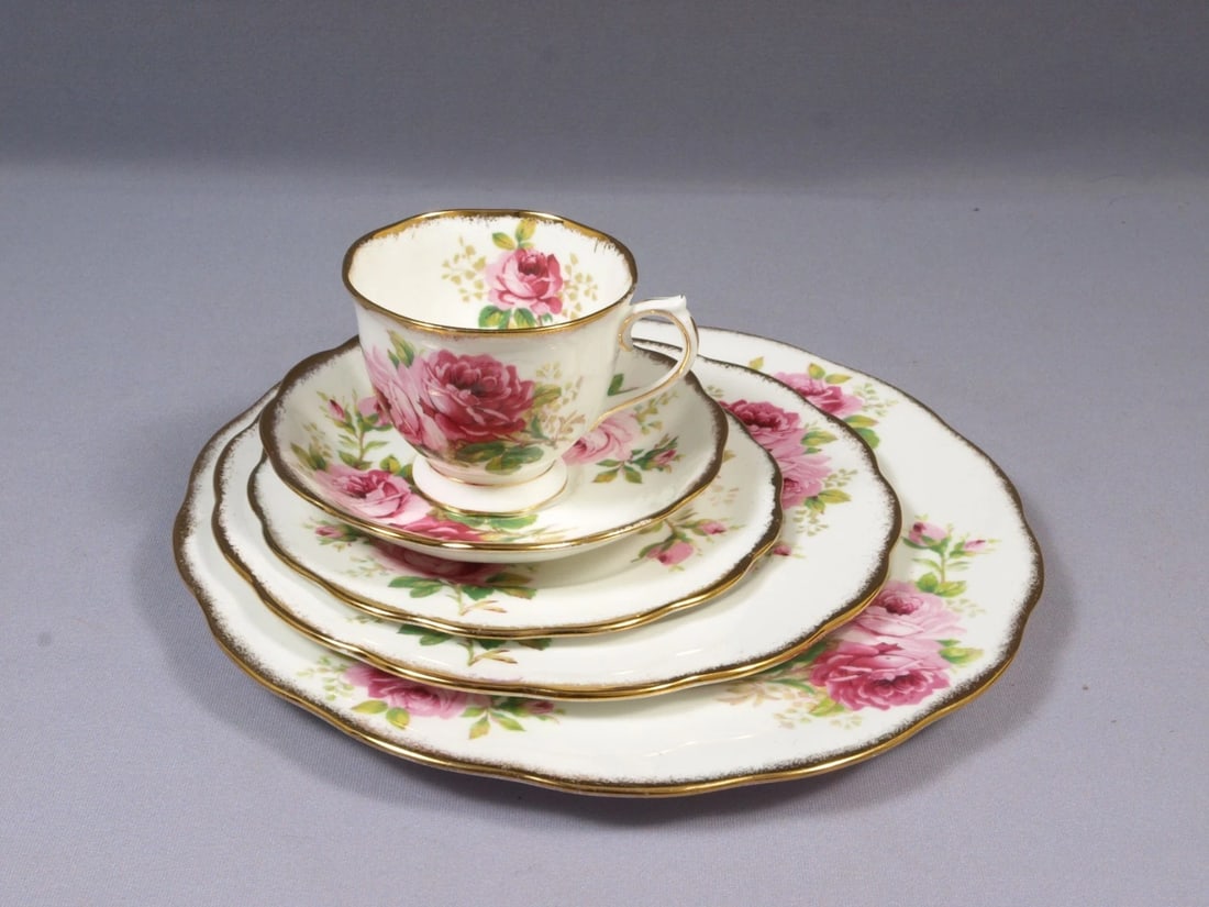 Royal Albert American Beauty England Vintage Tea Cup Salad Bread Plate Dinner (1 of 5)