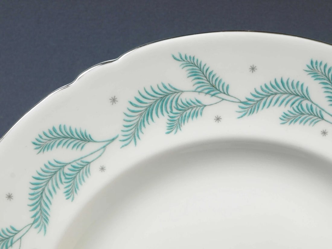 Shelley SERENITY DINNER PLATE 13791 Platinum Silver Rim Vintage England (1 of 4)