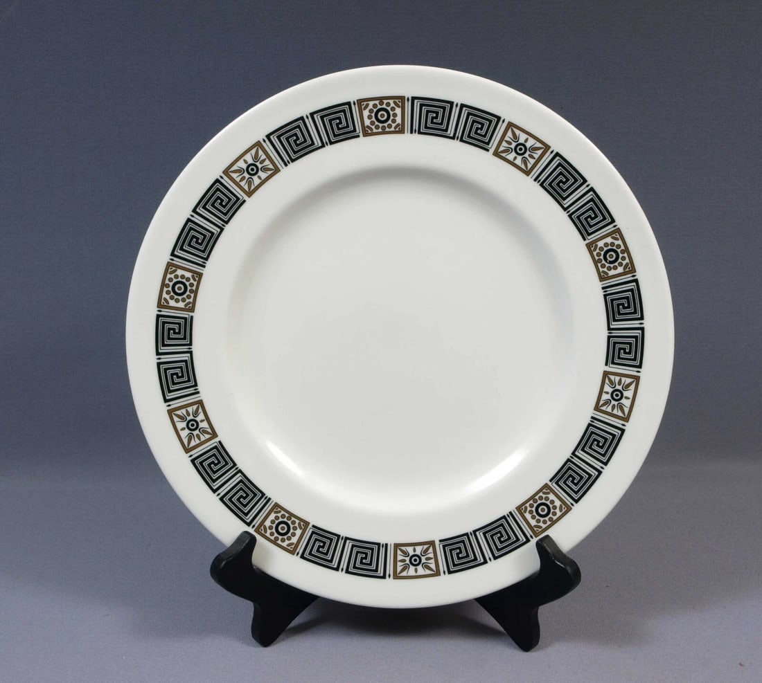 Wedgwood ASIA Black Dinner Plate England R4288 (1 of 4)