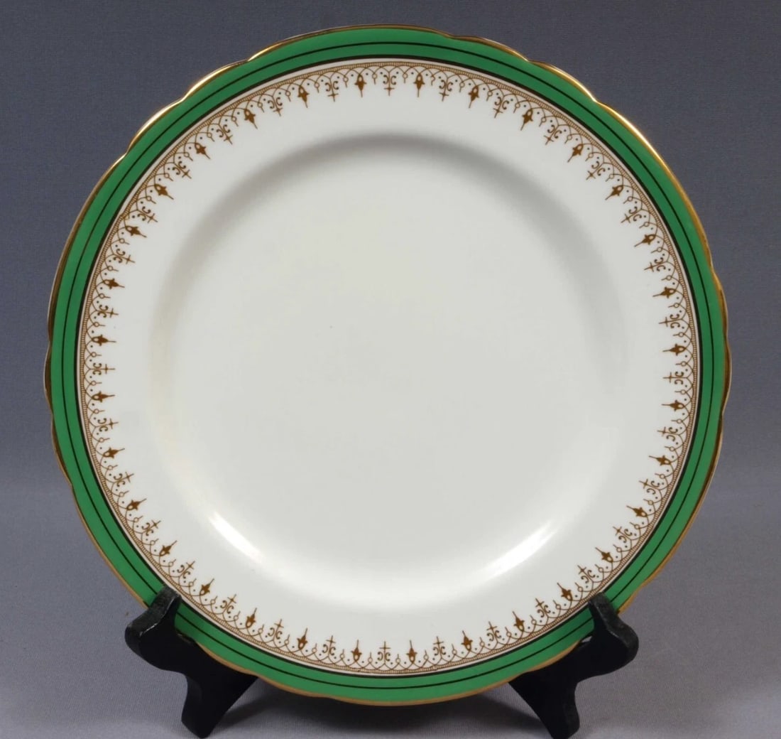 Aynsley DURHAM Green Gold Luncheon Salad Plate England Scalloped (1 of 4)