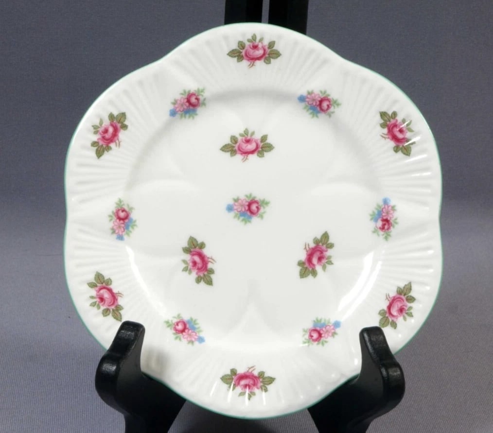 Shelley Rosebud Dainty Shape Bread Butter Dessert Side Plate 13426 England (1 of 4)