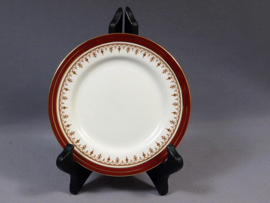 Aynsley DURHAM Red Maroon Gold Bread Dessert Plate England Smooth Edge Vintage (1 of 4)