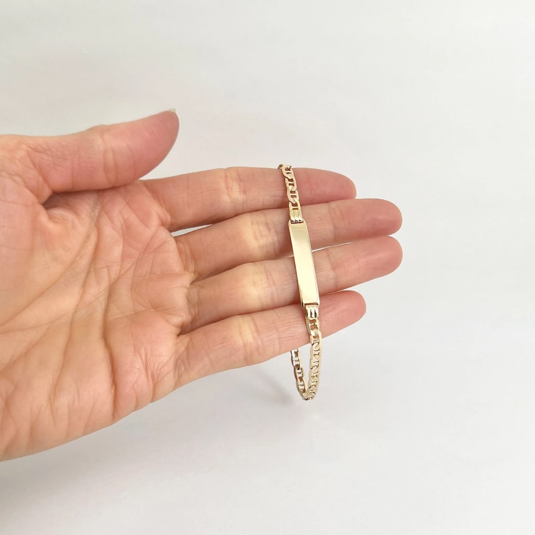 Anchor Chain Nameplate ID Bracelet 14K Yellow Gold, 7 Inches, 4.87 Grams - 2