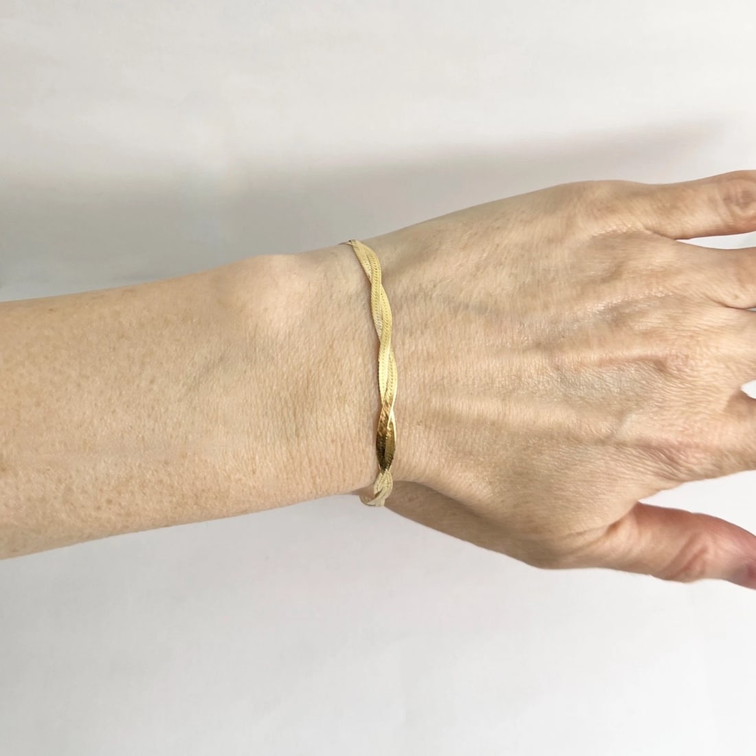 Italian Twisted Braided Herringbone Bracelet 14K Yellow Gold, 2.25 Grams - 4