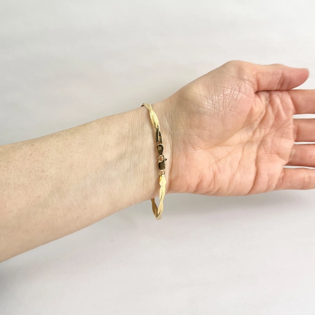 Italian Twisted Braided Herringbone Bracelet 14K Yellow Gold, 2.25 Grams - 6