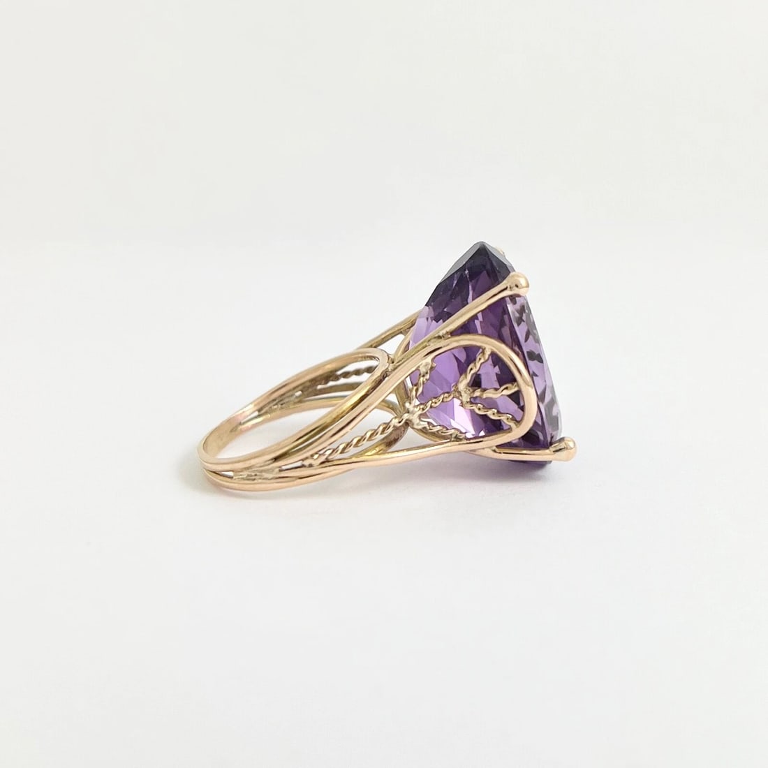 Estate Big Oval Purple Amethyst Cocktail Statement Ring 14K Yellow Gold 12.17 Gr - 6