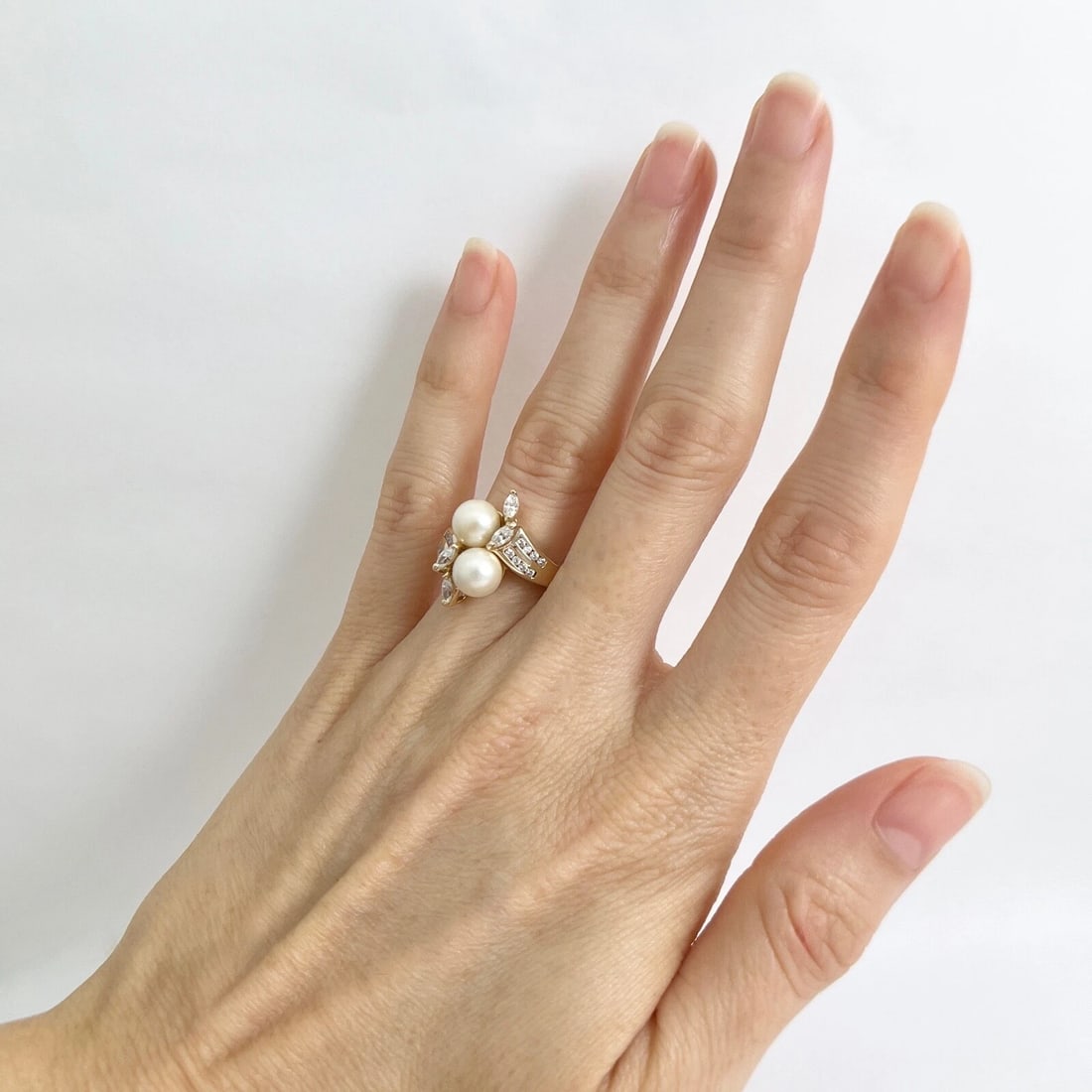 Pearl CZ Cubic Zirconia Cluster Cocktail Ring 14K Yellow Gold, 4.71 Grams - 4