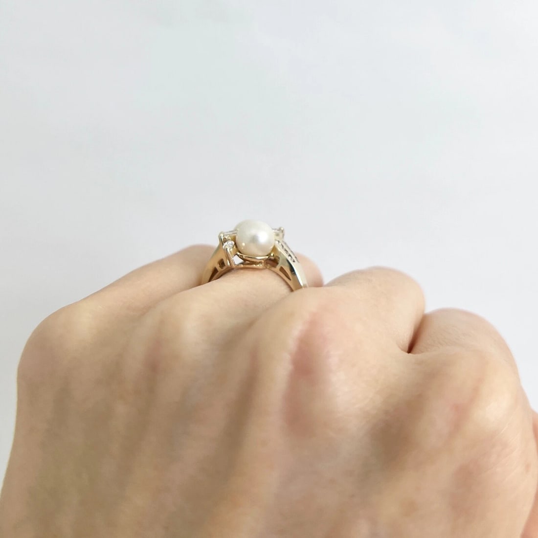 Pearl CZ Cubic Zirconia Cluster Cocktail Ring 14K Yellow Gold, 4.71 Grams - 5