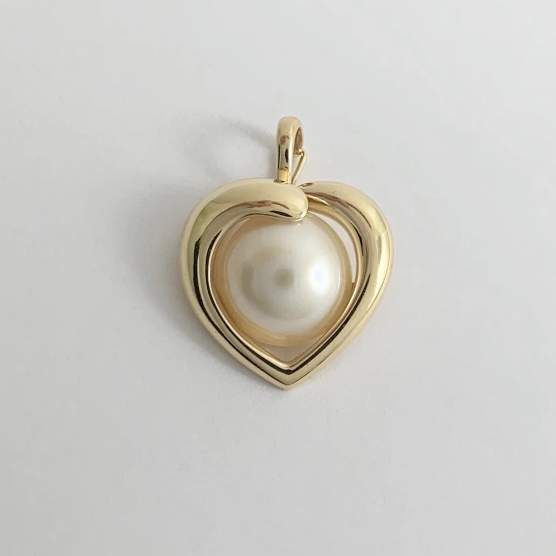 Pearl Heart Necklace Pendant Charm 14K Yellow Gold, 4.49 Grams - 4