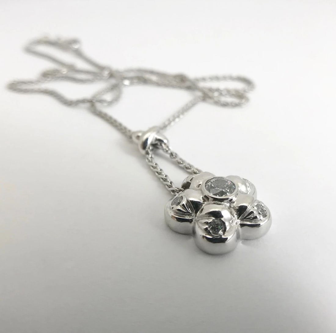 Italian Flower CZ Cubic Zirconia Pendant Necklace 14K White Gold 7.89 Gr - 8