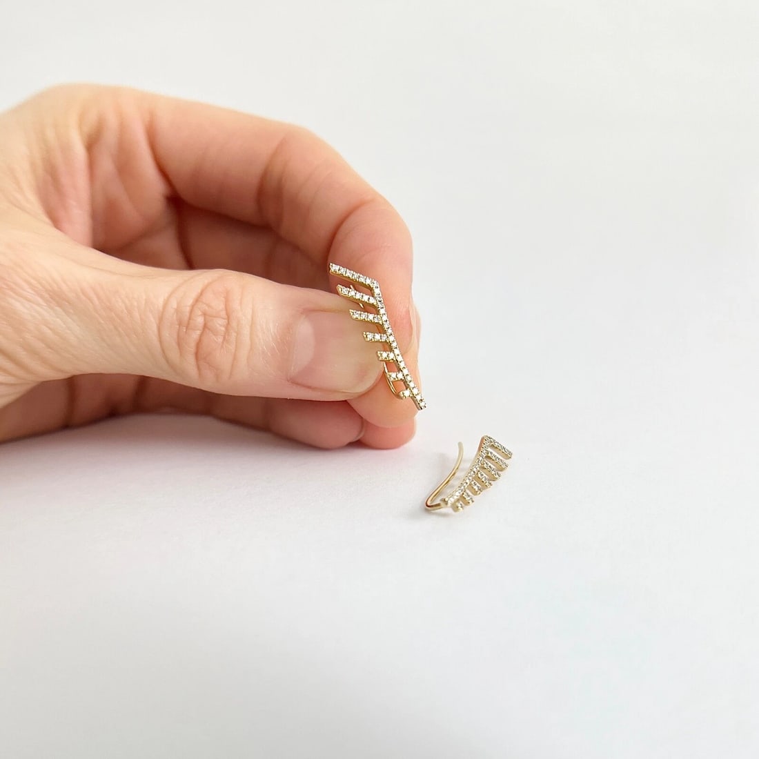 Curved Diamond Lashes Crawler Climber Stud Earrings 14K Yellow Gold .30 CTW - 5