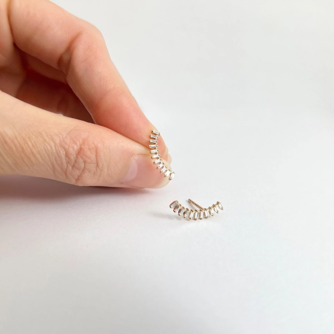 Curved Baguette Diamond Bar Crawler Climber Stud Earrings 14K Yellow Gold .30 TW - 3