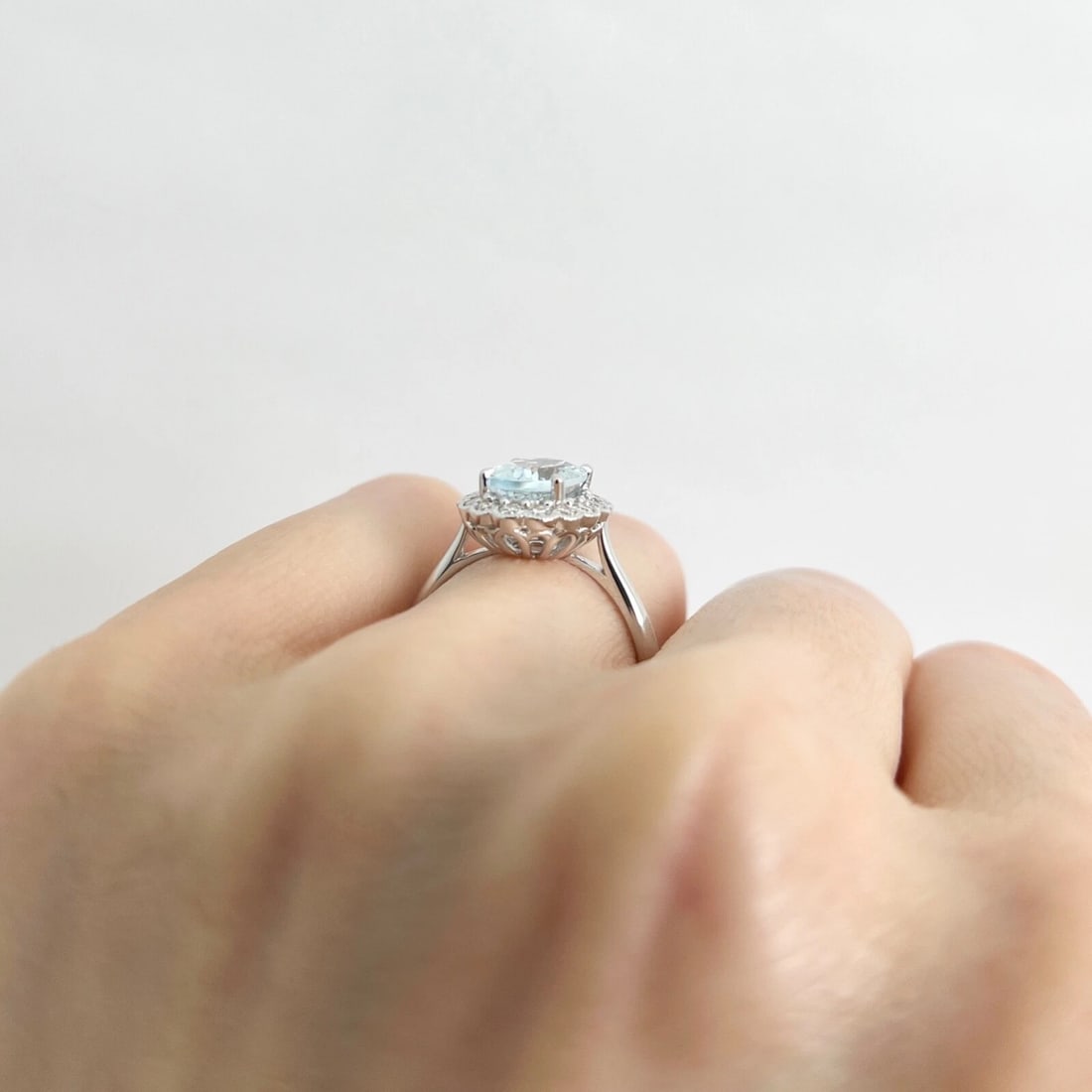 Oval Aquamarine Diamond Halo Gemstone Ring 14K White Gold, 2.08 CTW - 6
