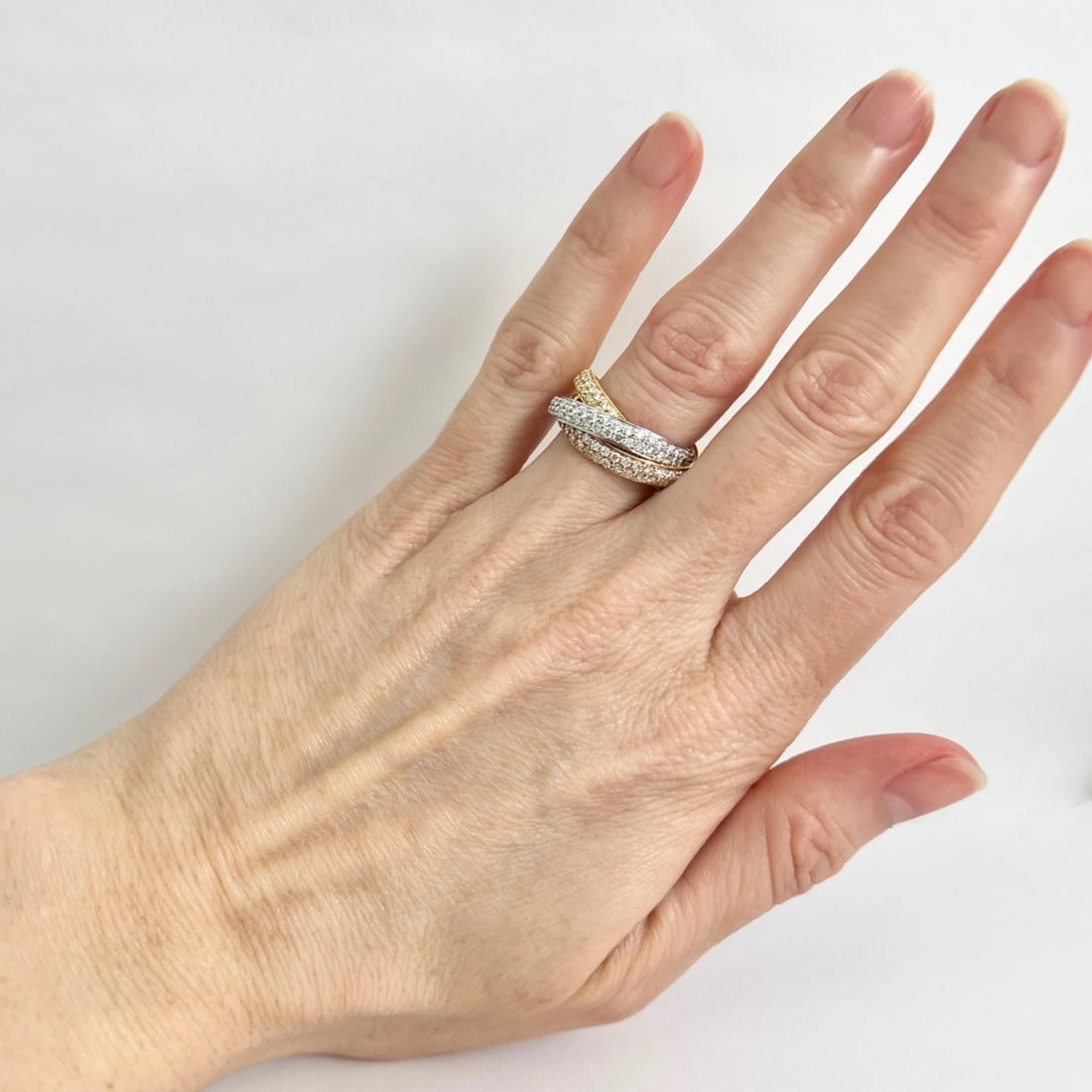 Tri-Color Interlocking Diamond Rolling Ring 14K Yellow White Rose Gold, Size 5 - 5