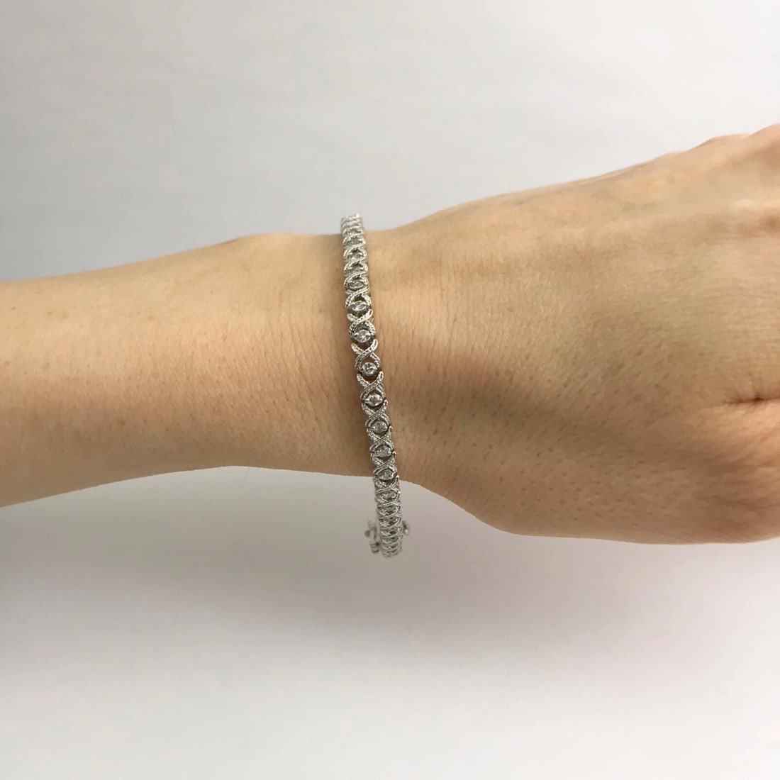 X-Link Milgrain Diamond Tennis Bracelet 14K White Gold, 7.25 Inches, .65 CTW - 4